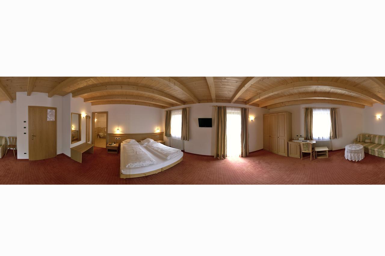 Hotel Resa Blancia サン・ヴィジリオ・ディ・マレッベ エクステリア 写真